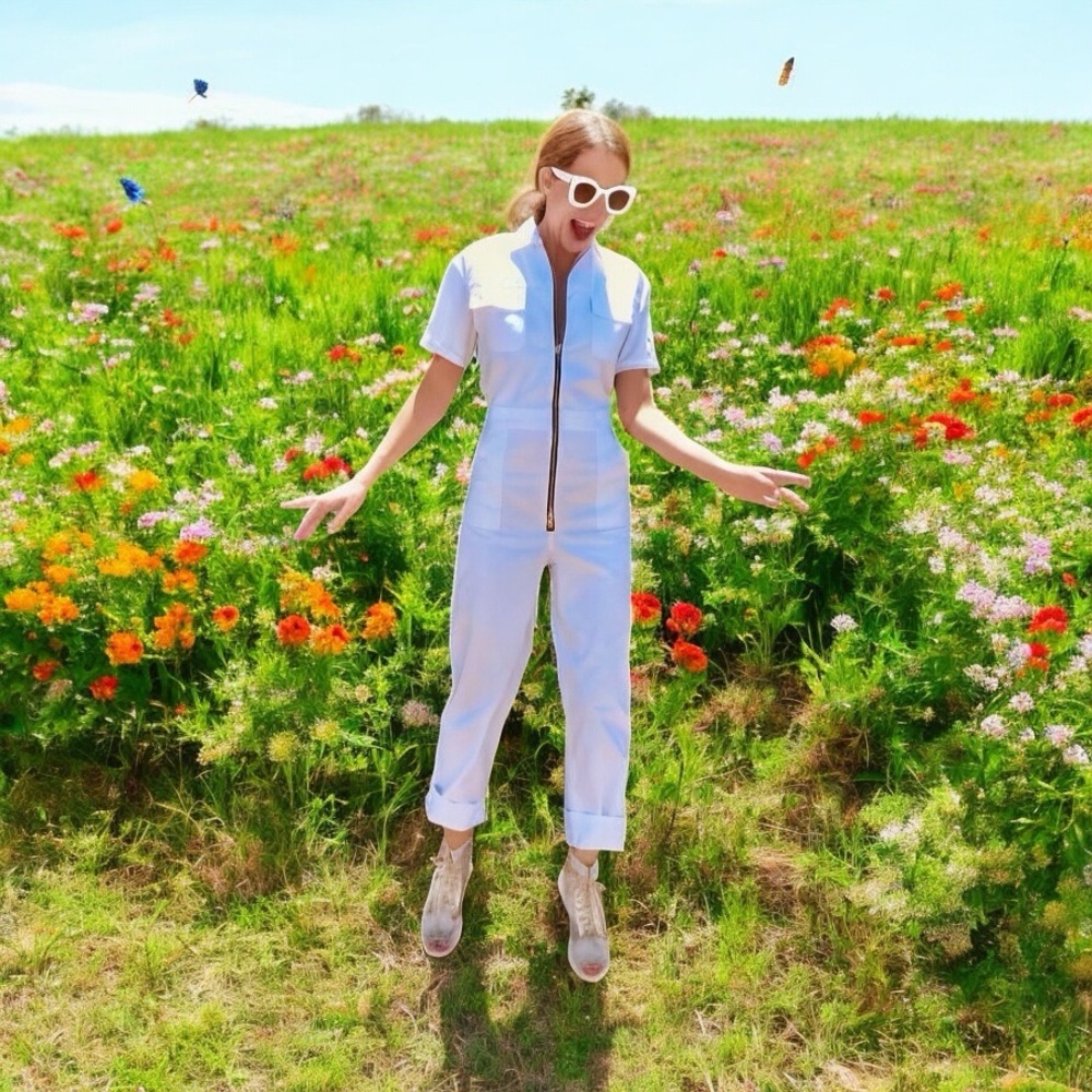 Garbo White "Hey Hey" Short Sleeve Loose Fit Denim Workwear Jumpsuit sz 40